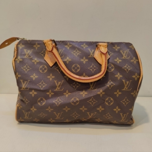 Authentic Louis Vuitton Monogram Speedy 30 with Dustcover - Picture 4 of 15